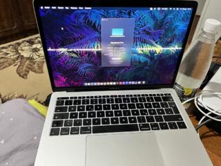 MacBook Pro 2017 inch 13.3
