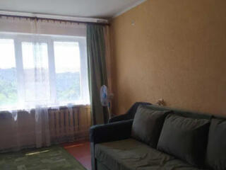 Продаётся 3 комнатная квартира в районе рынка Южного.