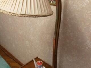 Продам торшер бар