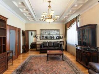 Продажа двухуровневой 5-ти к.кв. по ул. Шелковичная 23, 200/110/26 ...