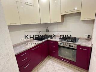 Продаж 2-кімнатної роздільної квартири з мансардою в ЖК Покровський, .