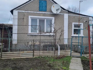 Продам два дома на одном участке в р-не п.Большевик