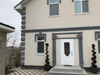 Предлагается к продаже 2-х этажный дом в с. Фонтанка. В доме выполнен 