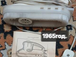 ЭЛЕКТРОЩЕТКА -МИНИ -ПЫЛЕСОС -ВИНТАЖ -60х дёшево 200р.