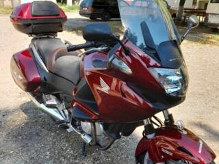 Honda NT700 VA Deauville