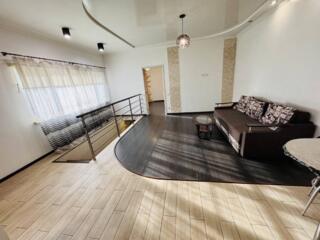 Уникальное предложение на рынке недвижимости. Двухуровневая квартира .