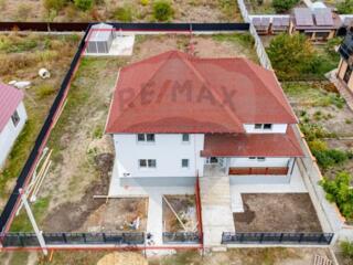 Duplex Modern în Ghidighici – 4 Camere, 96 m², 6 Ari, la 10 Minute de 