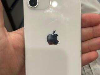 Продам iPhone 12