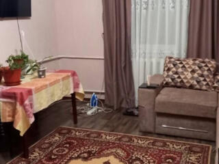 В продаже 2-х этажный кирпичный дом 1980-года  в селе Староказачье. ..