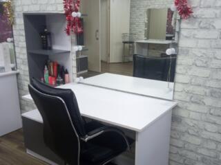 Требуются мастера в студию красоты. Бендеры. Центр.