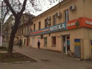 Продам 2хкомн квартиру в центре возле Нового рынка