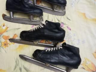 Продам коньки