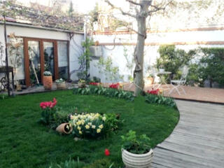 Дом с ремонтом в Аркадии.