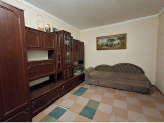 Продаю хорошую 1 к. квартиру на 13 Линии, ул. 16000