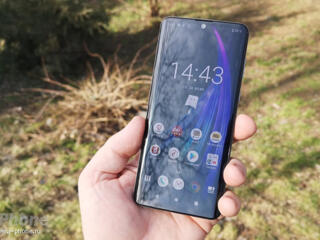 Sharp Aqous Zero2 8GB/256GB (Snapdragon 855)