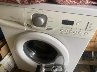 Продам стиральную машину б/у LG