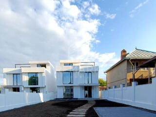 Spre vânzare casă amplasată într-o zonă liniștită în Cricova ...