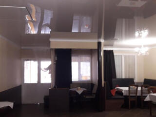 Уютное кафе на Левитана