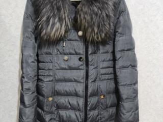 Продам верхнюю одежду