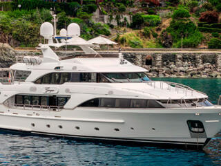 Работа на производстве яхт