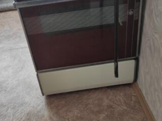 Продам газ-плиту 1000 руб