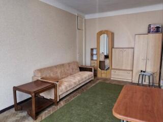 Сдается двухкомнатная квартира в районе университета