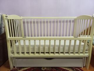 Продаётся детская кроватка.