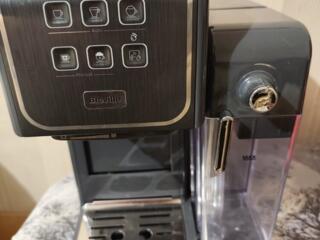 Продам кофемашину Breville