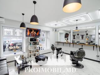 Se oferă spre chirie spațiu comercial în sect. Centru, str. Alexandru 