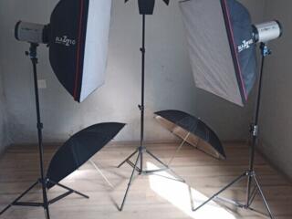 Вспышка 250 Дж с штативом и стрит бокс