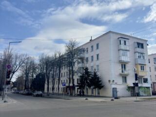 2 комнатная самый Центр Бендер.