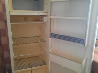 Подарю нерабочий холодильник с самовывозом