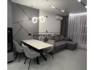 Продаж 1-кімнатної роздільної квартири в ЖК Варшавський 2, вул. ...