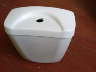 Бачок б/у от унитаза