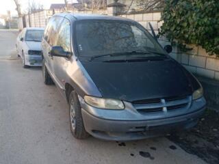 Продам Chrysler Voyager III 1996 года