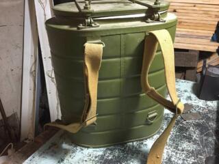 Армейский термос на 12 литров.