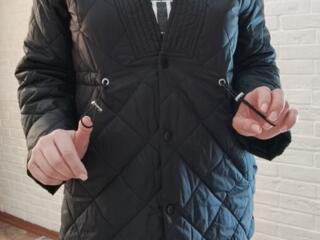 Продам новое пальто и куртки