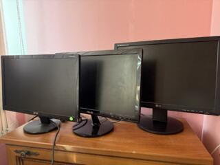 Продам мониторы в рабочем состоянии б. у. недорого