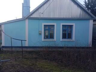 Нужна в частный дом помощница пожилой женщине