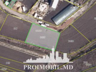 ​ Spre vânzare se oferă teren pentru construcții, situat în r. ...