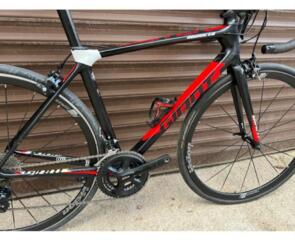 Giant Propel Advanced — карбоновый аэробайк для скорости и драйва