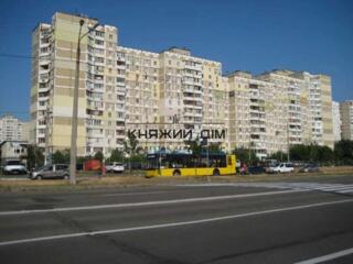 Дата объявления: 2021-12-06, обновлено: 2023-01-31, 4 к, Киев, ...