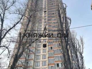 Продаж дворівневої 2-х к.кв. в ЖК Урлівський 2, 2 будинок, 74/36/11 ..