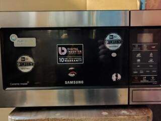 Микроволновка в хорошем состоянии 650 руб.