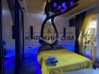 Пропонується в оренду 2-кімнатна квартира по вул. А. Ахматової 39Б, ..