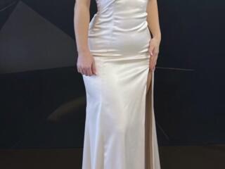 Продам платье