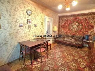 Продаж 3 кімнатної квартири по вул. Маричанська (Андрія Бубнова), 10. 