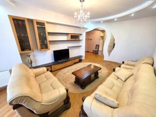 От собственника 3-комнатная квартира в Центре Ботаники в новострое.