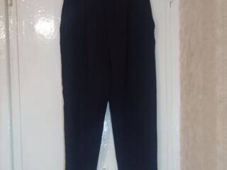 Продам брюки черные классические!