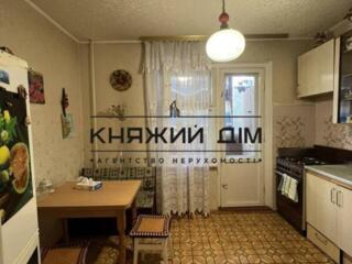 Пропонуеться в оренду хороша 2 кімнатна квартира Мінський масив вул. .